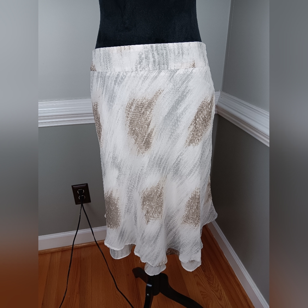 Layered, below the knee skirt